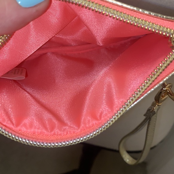 NWOT Lilly Pulitzer Wristlet - Picture 4 of 4